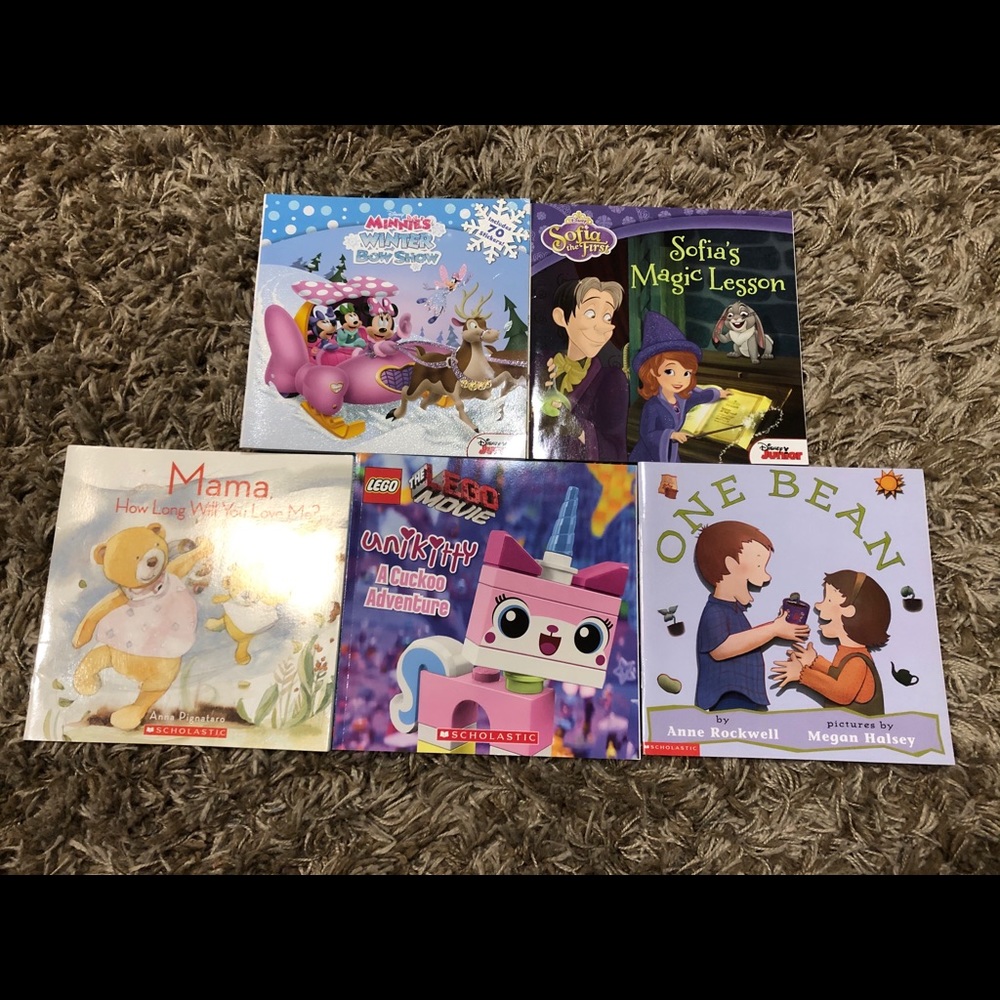 Set of 5 ~ Elementary Readers ~ Minnie Sofia Lego